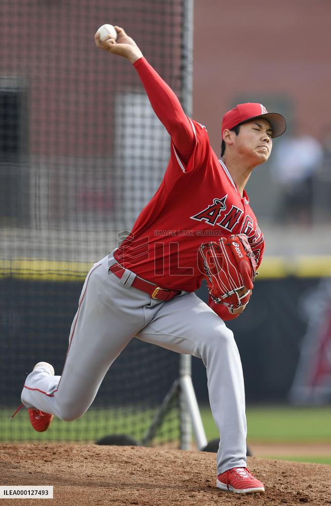 Baseball: Ohtani at Angels spring training