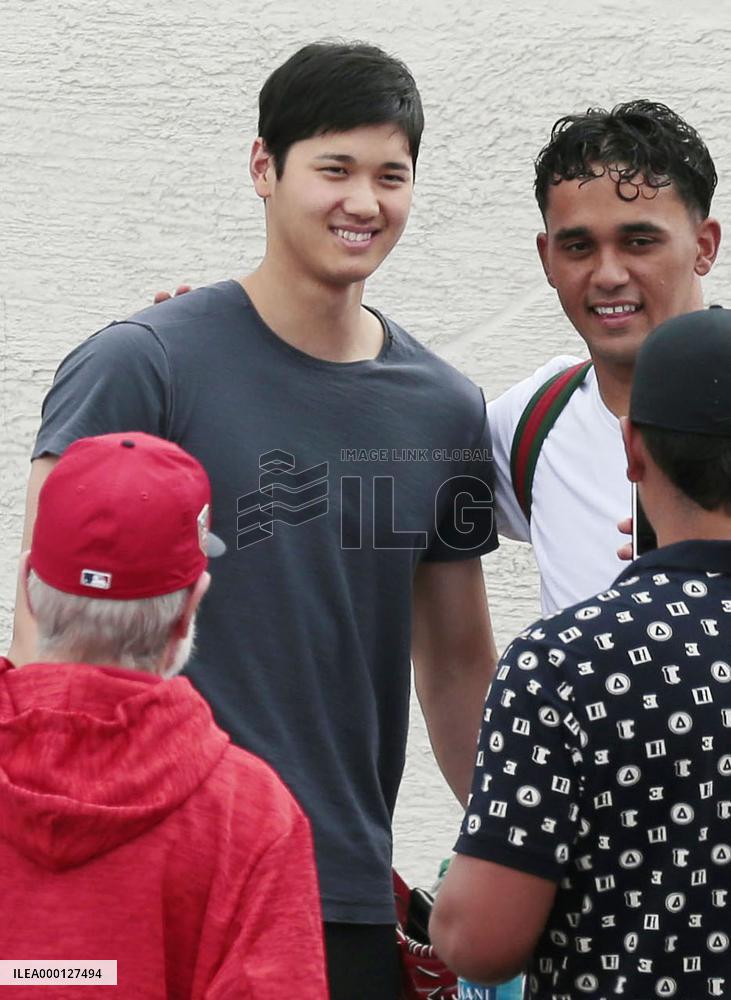 Baseball: Ohtani at Angels spring training