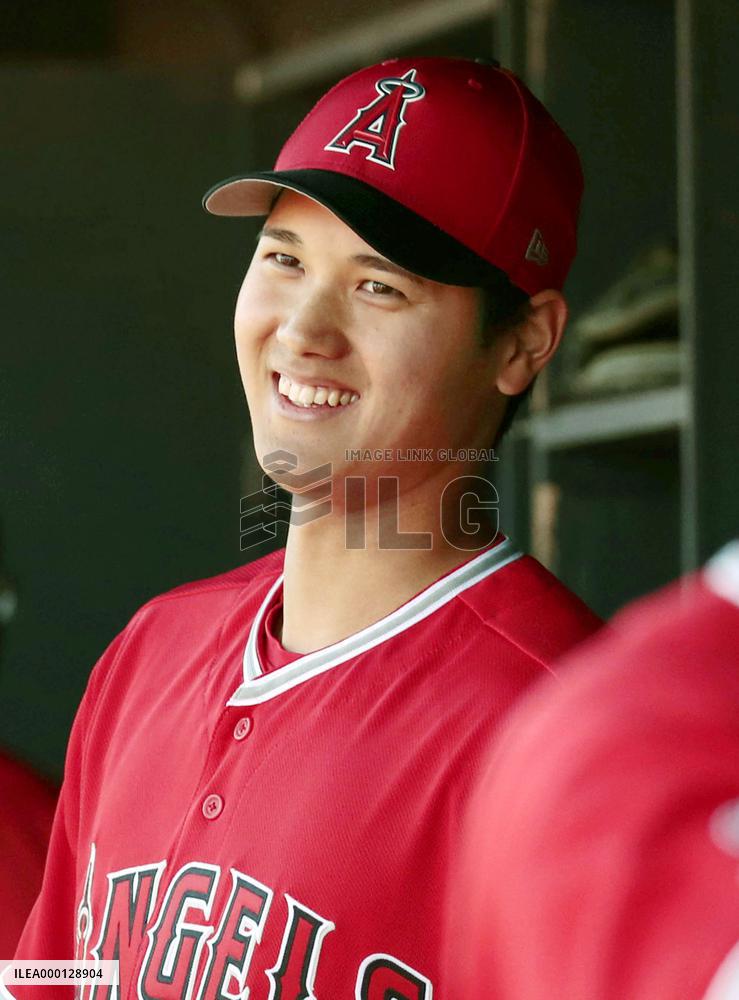 Baseball: Ohtani's DH debut in spring training