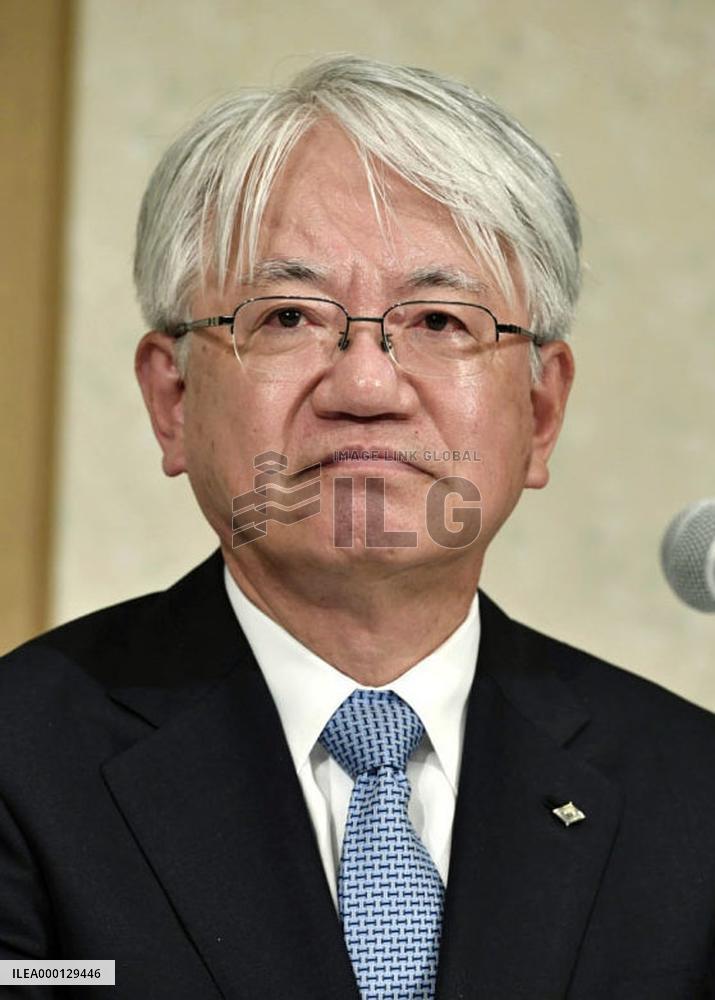 Kobe Steel CEO mulls stepping down after data fabrication scandal