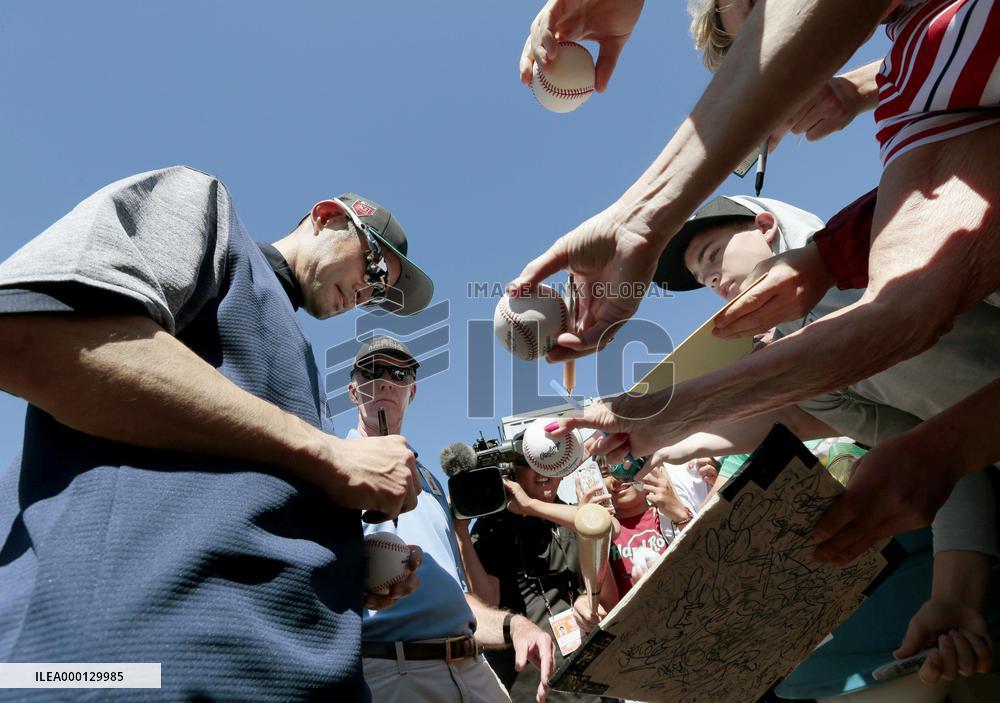 Baseball: Ichiro at Mariners spring training