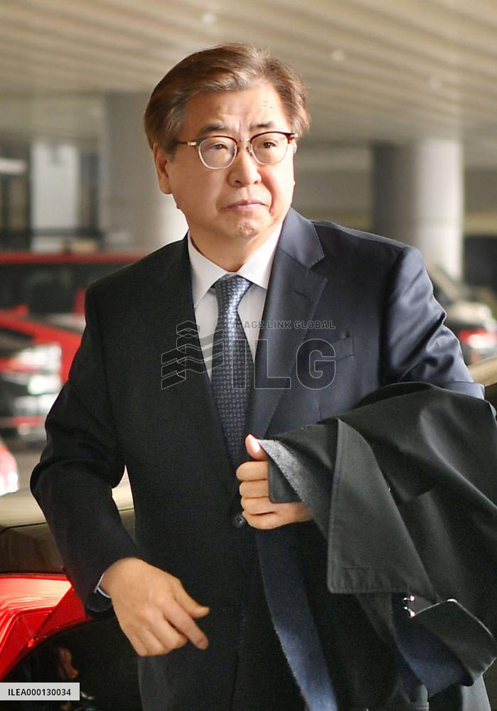 S. Korean official visits Japan