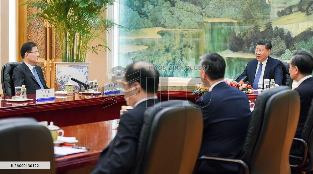Xi meets S. Korean official who held talks with Kim Jong Un