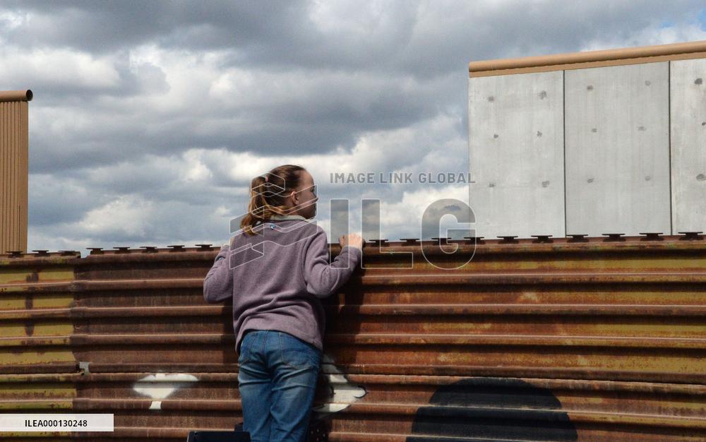 Tour to U.S.-Mexico border wall prototype