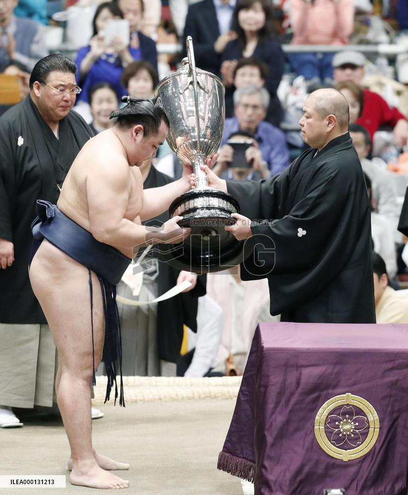 Spring Grand Sumo Tournament final day