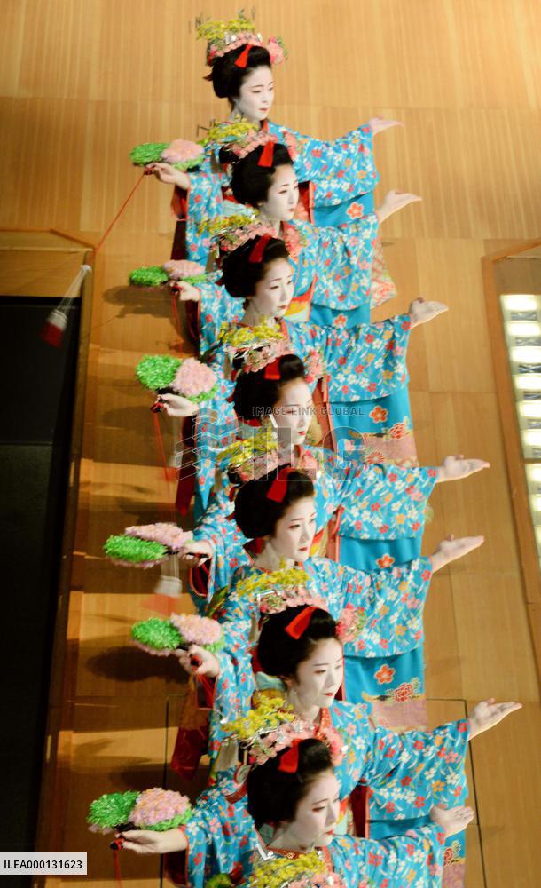 Final rehearsal for Geisha dance festival in Kyoto