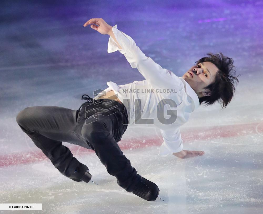 "Stars on Ice" show in Osaka