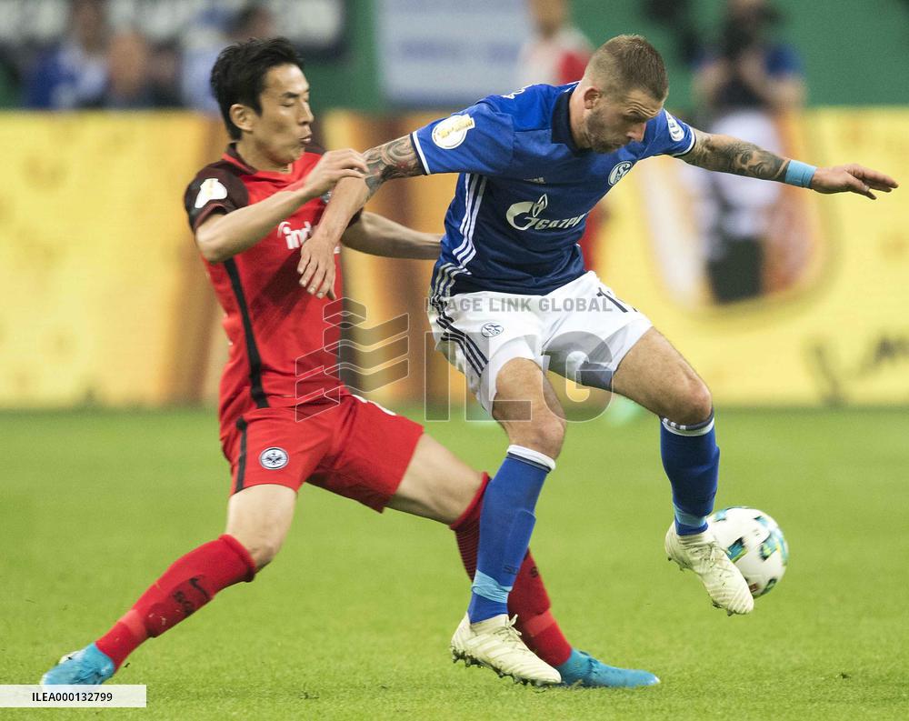 Football: Eintracht Frankfurt vs. FC Schalke 04