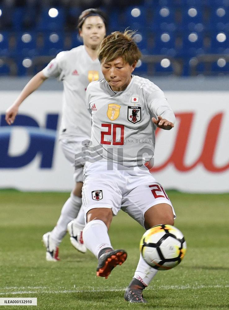 Football: Japan wins 2nd-straight Women's Asian Cup