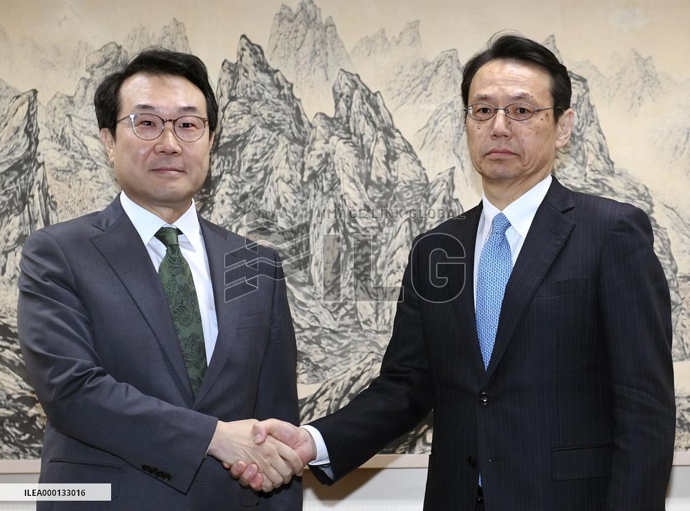 S. Korea-Japan talks