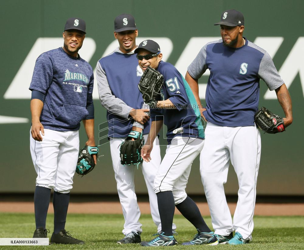 Baseball: Mariners' Ichiro