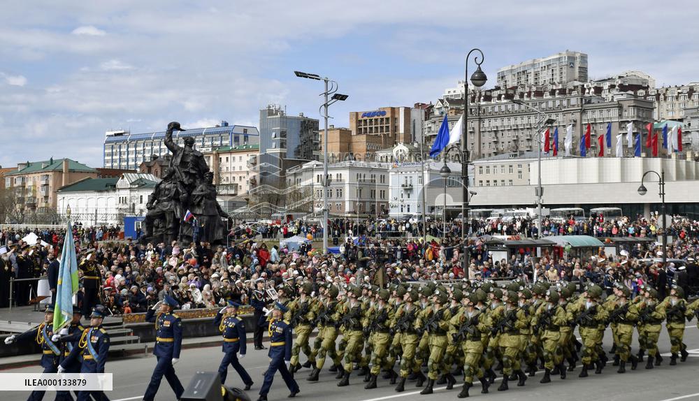 War victory parade in Vladivostok