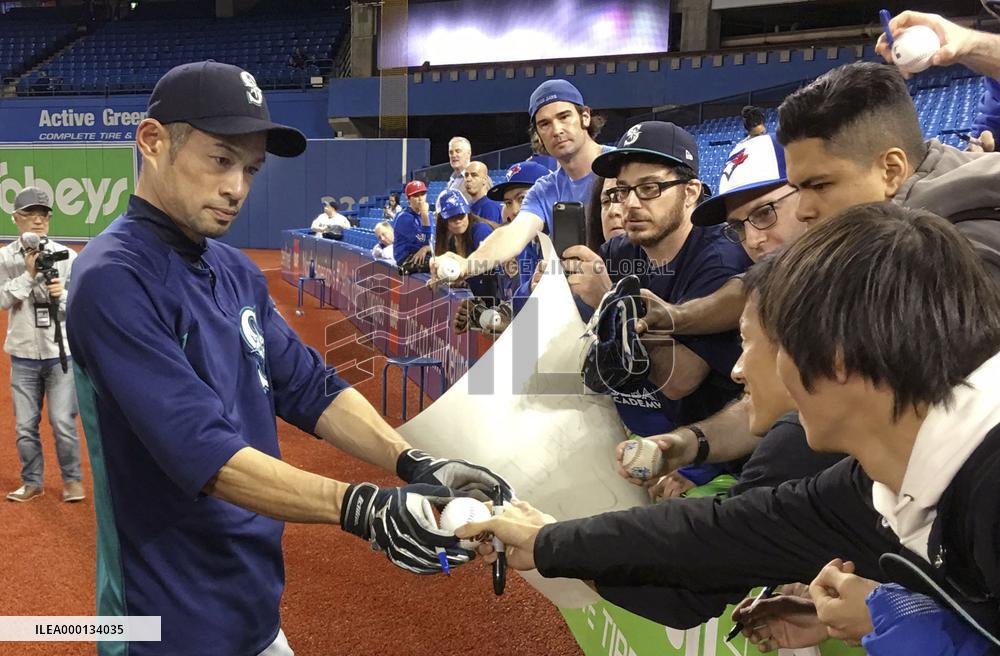 Baseball: Mariners' Ichiro