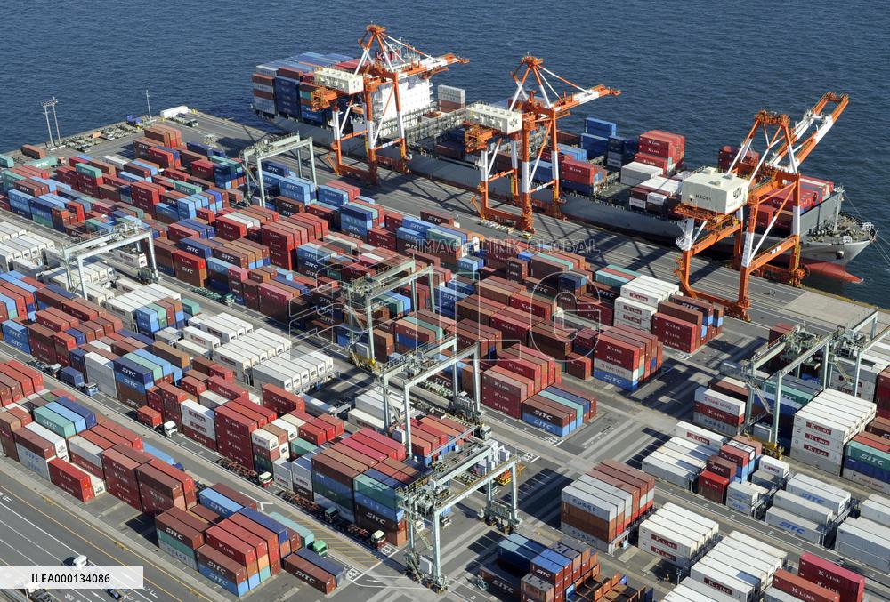 Container terminal in Yokohama