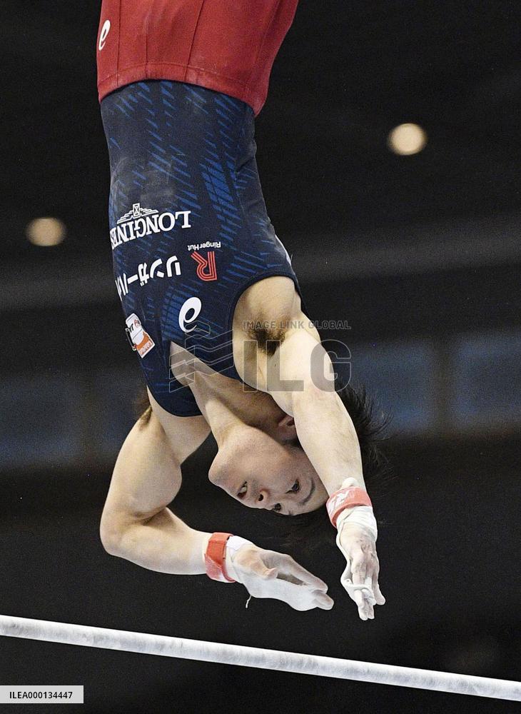 Gymnastics: Uchimura wins his 10th straight NHK Cup
