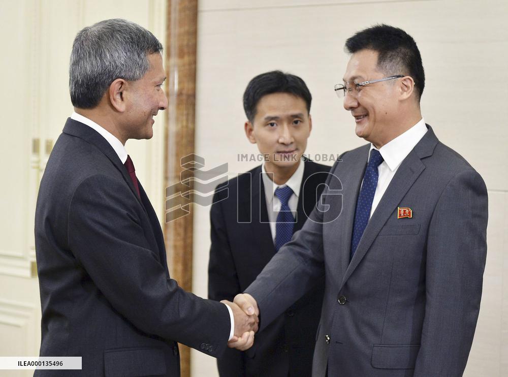 Singapore Foreign Minister Balakrishnan visits Pyongyang