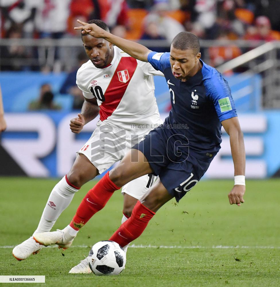 Football: France vs Peru at World Cup