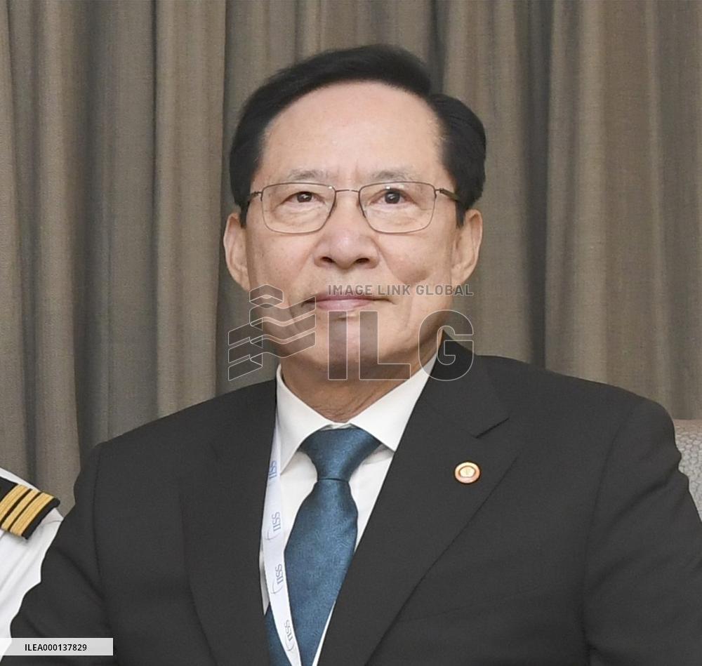 S. Korean Defense Minister Song Young Moo