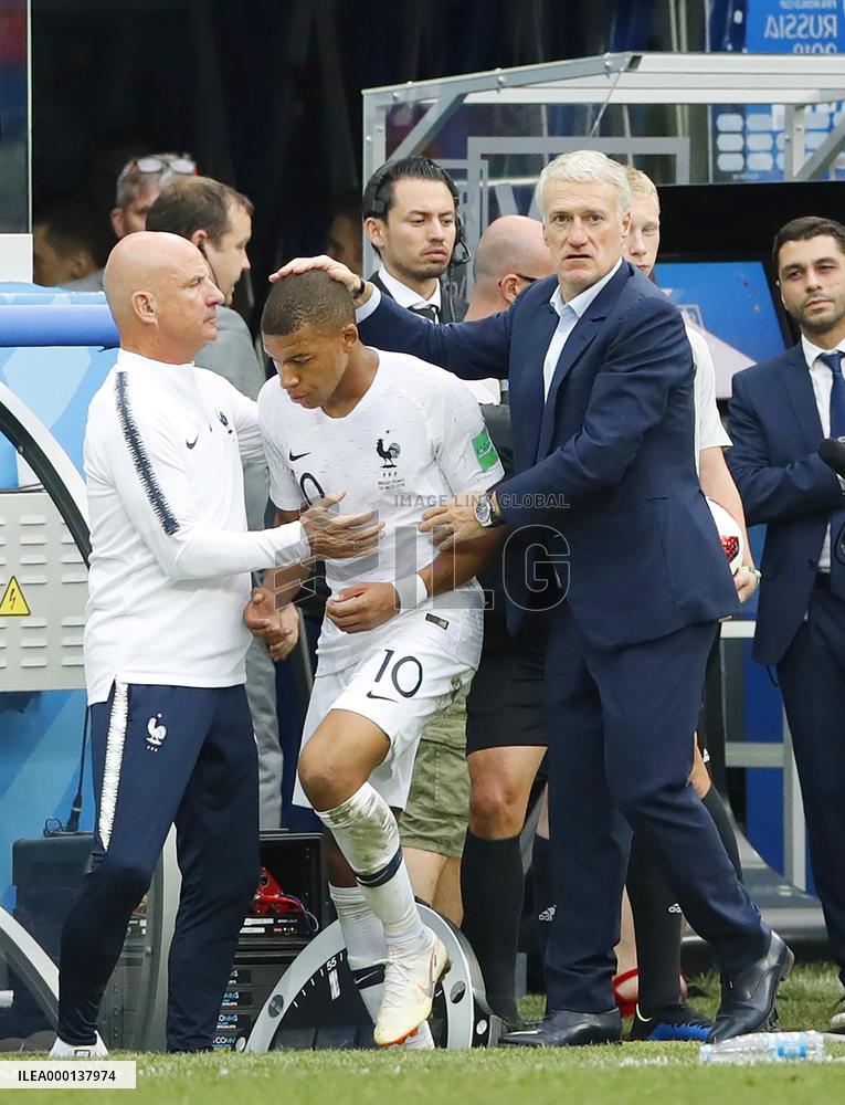 Football: Uruguay vs France at World Cup