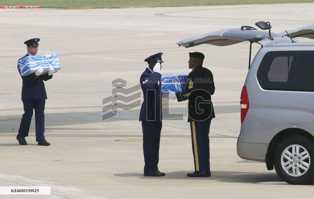 N. Korea returns U.S. soldiers' remains
