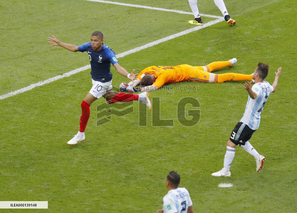 Football: France's Mbappe at World Cup