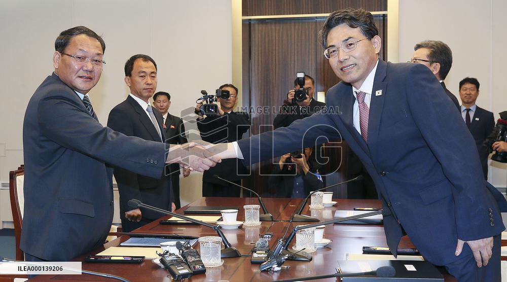 Inter-Korea railway talks