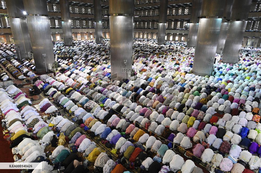 Muslims celebrate Feast of Sacrifice