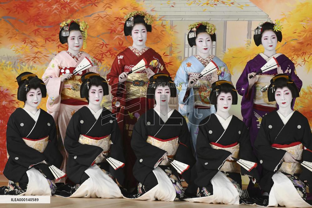 Kyoto's geiko and maiko