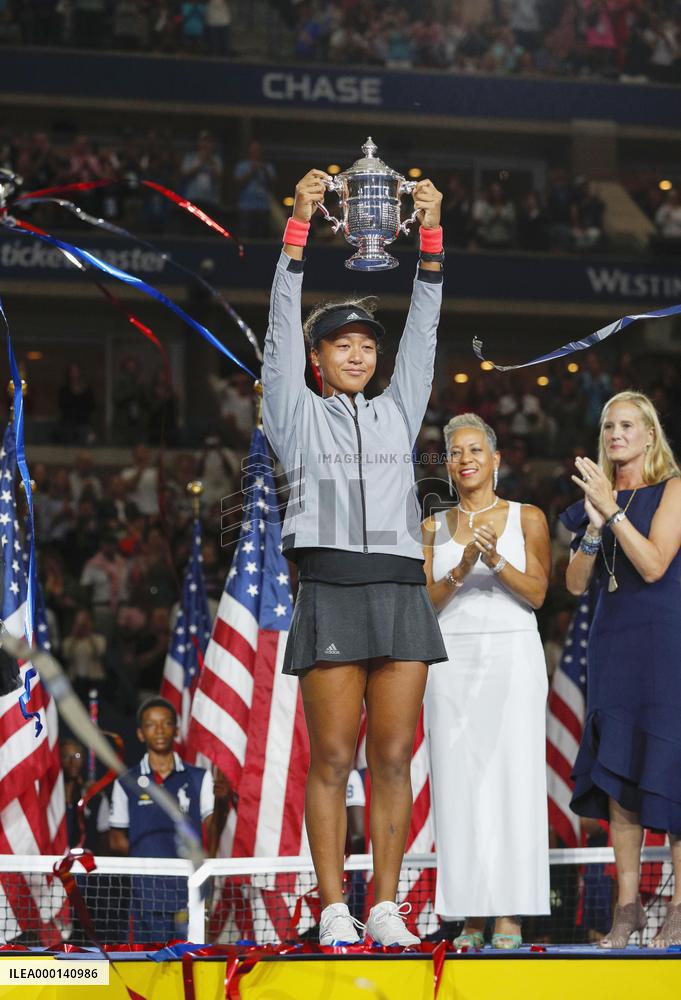 Tennis: Osaka beats S. Williams at U.S. Open