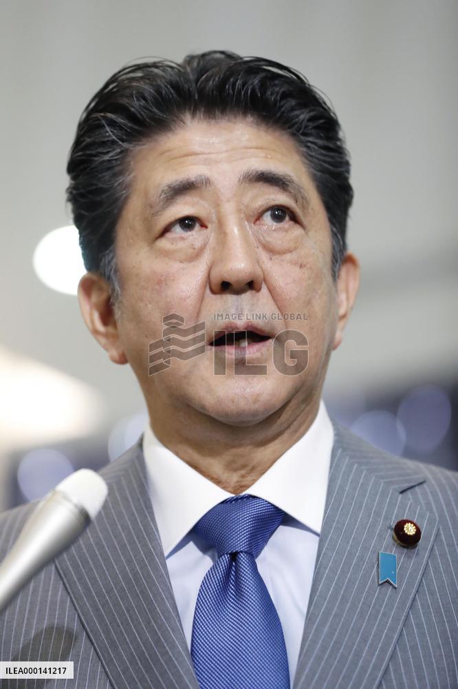 Japanese PM Abe and Chinese president Xi in Russia