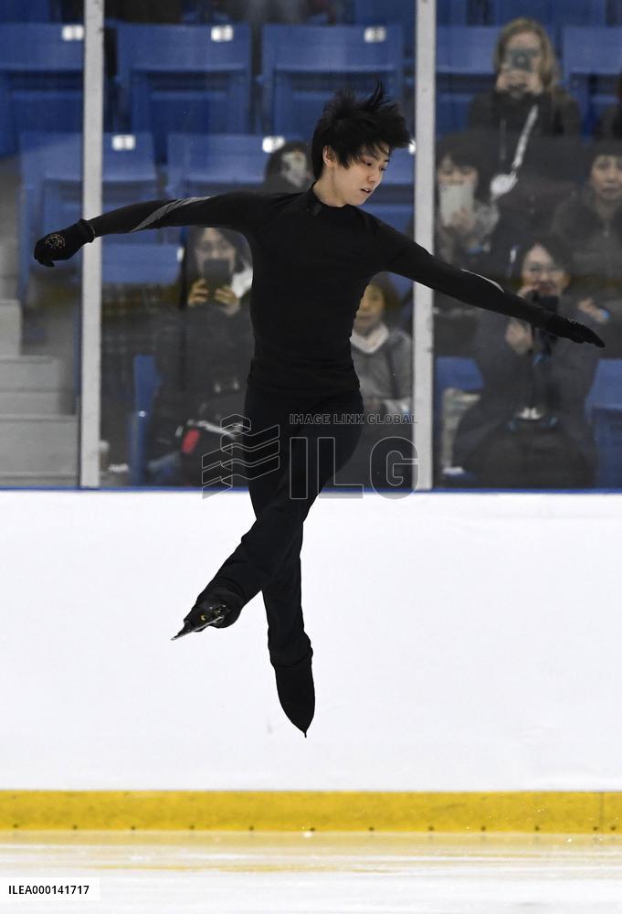 Figure skating: Yuzuru Hanyu