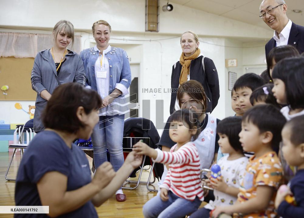 Russian islanders encourage earthquake-hit town in Hokkaido