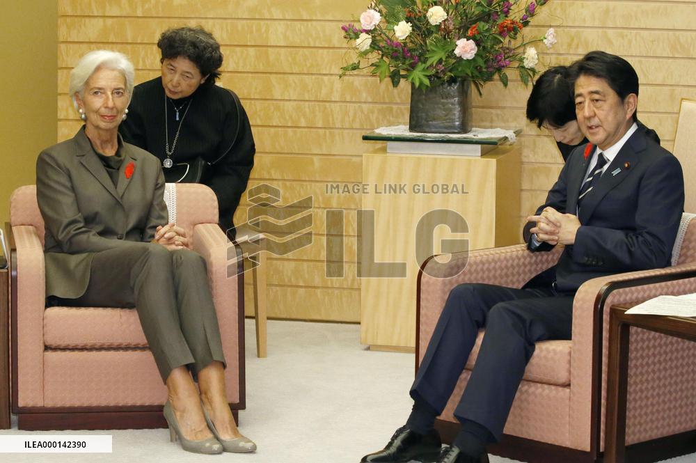 IMF chief Lagarde and Japanese PM Abe talks