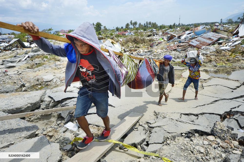 Indonesia quake-tsunami aftermath