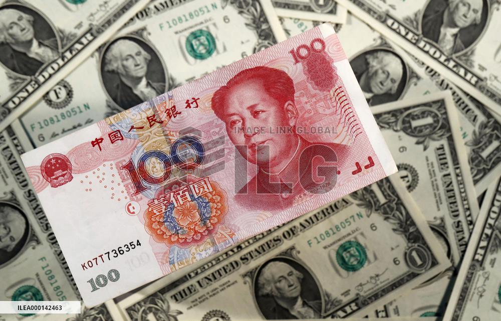 U.S. dollars and Chinese yuan bills
