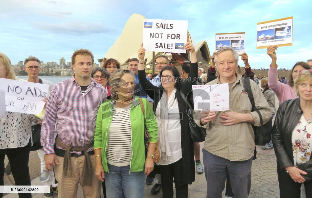 Protest against ads on Sydney Opera House roof