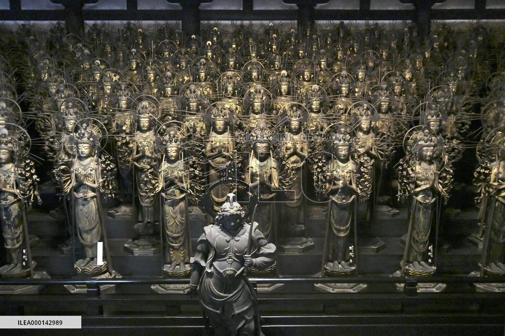 1,001 Kannon statues