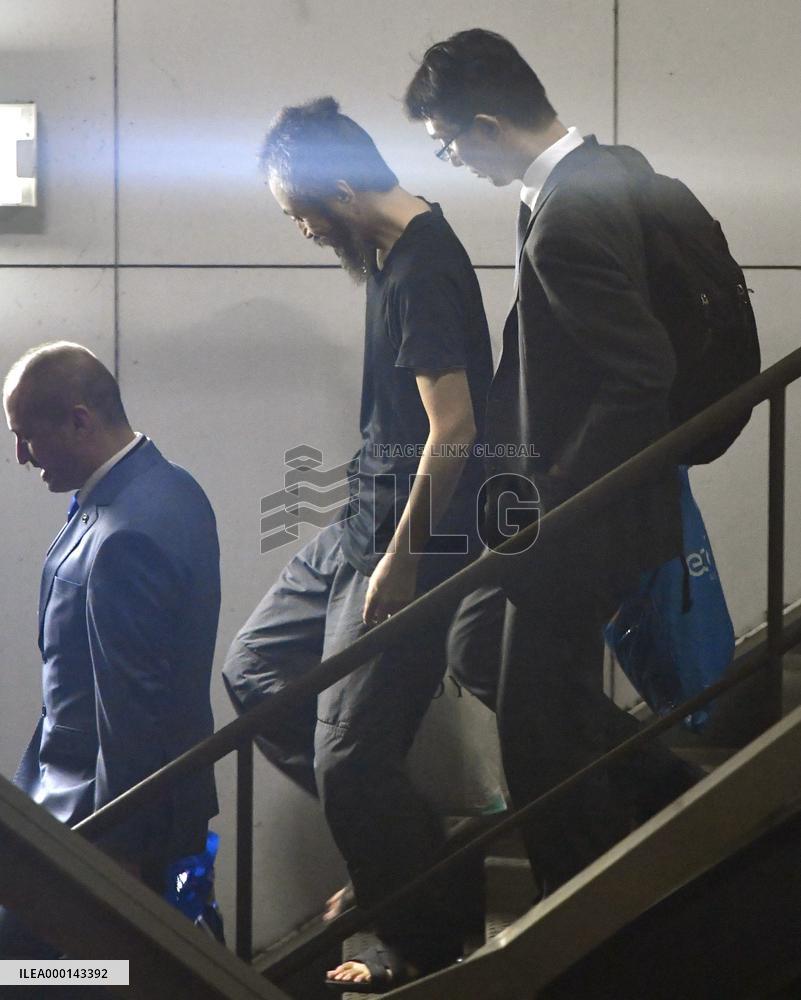 Freed journalist Yasuda returns to Japan