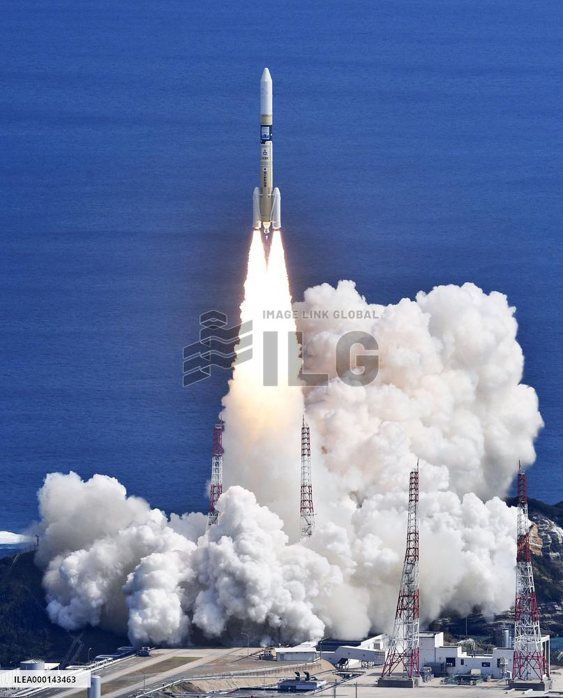 Japan launches H-2A rocket