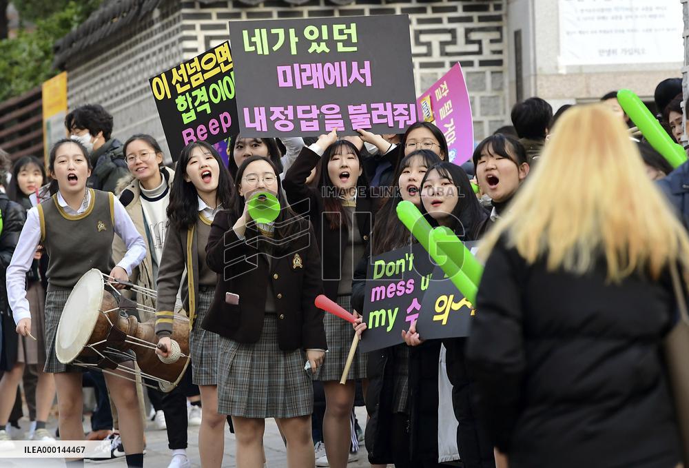 College entrance exams in S. Korea
