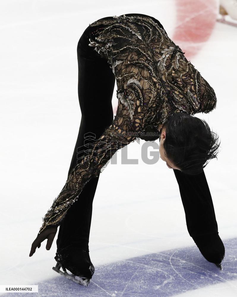 Figure skating: Hanyu at Rostelecom Cup