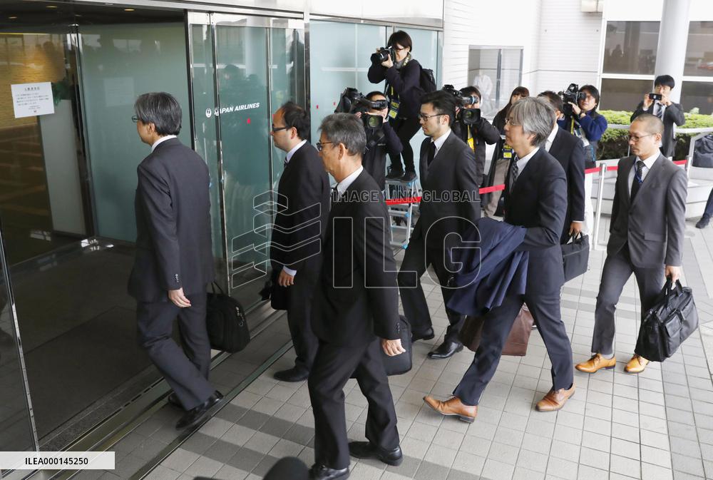 Inspection over drinking by pilots