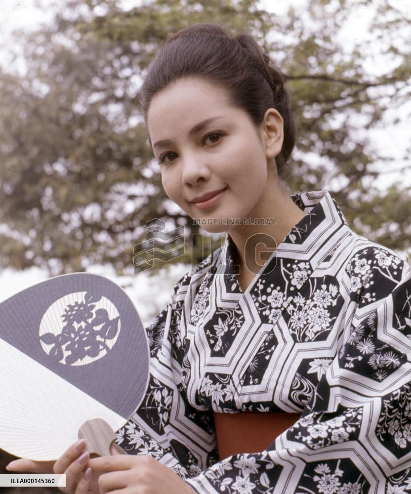 Japanese actress Mie Hama