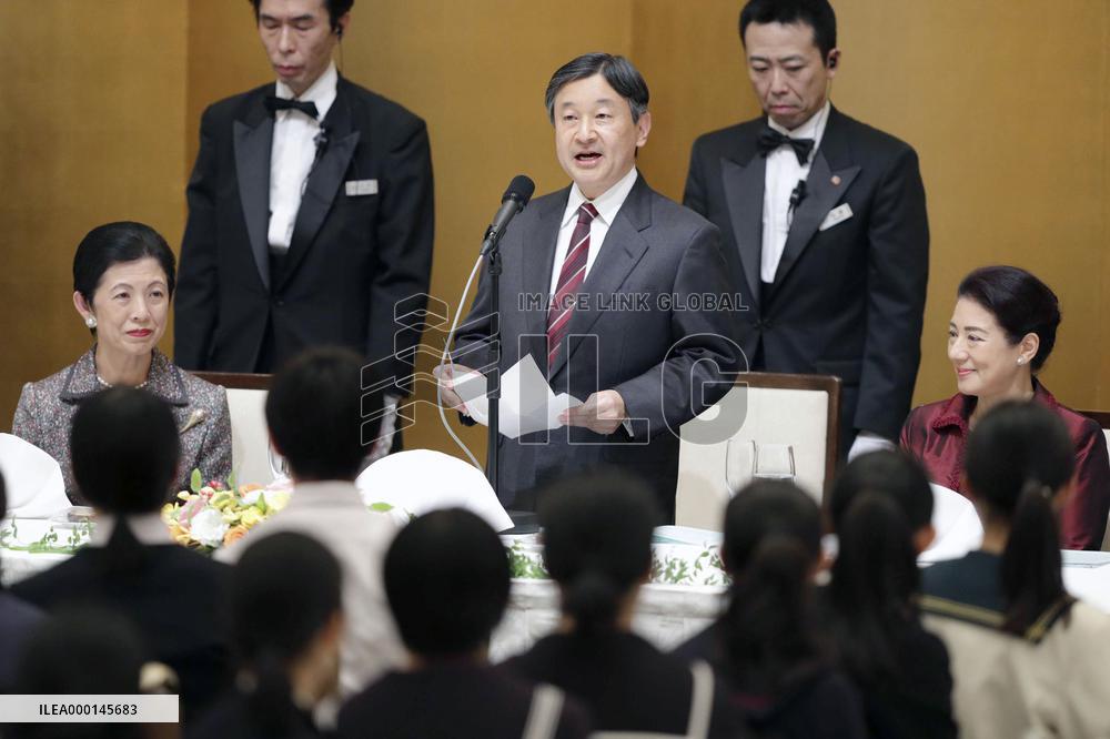 Crown prince at English speech contest