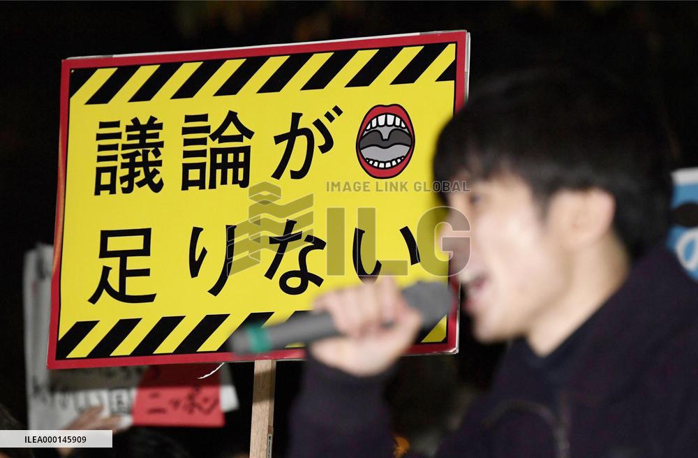 Bill to accept more foreign workers