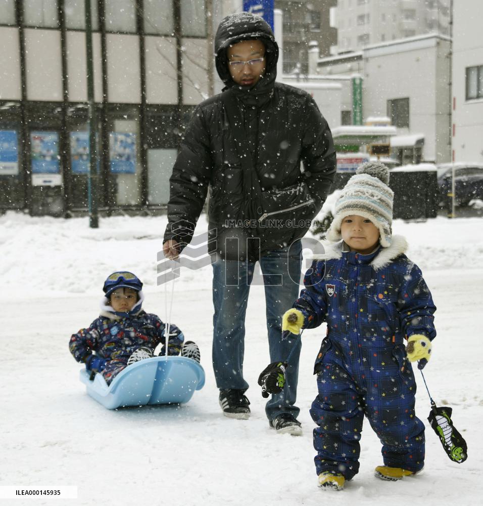 Northern Japan braces for heavy snowfall
