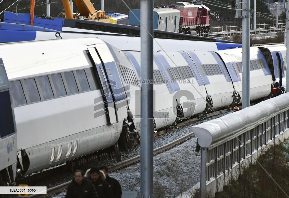 Train derailment in South Korea