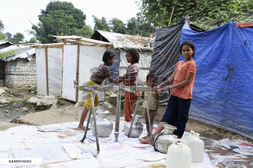 Rohingya refugee camp