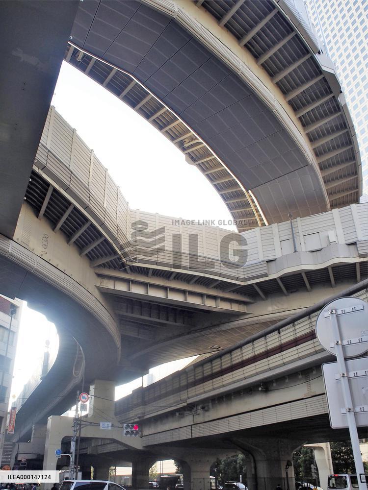 Metropolitan Expressway