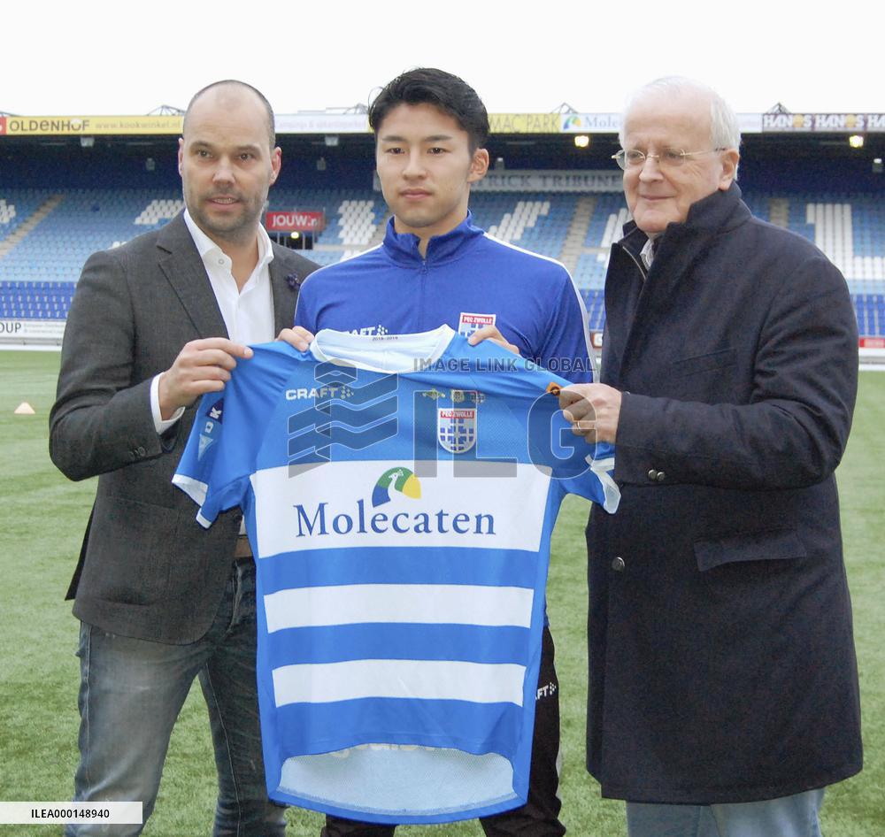 Football: Dutch club Zwolle's Nakayama